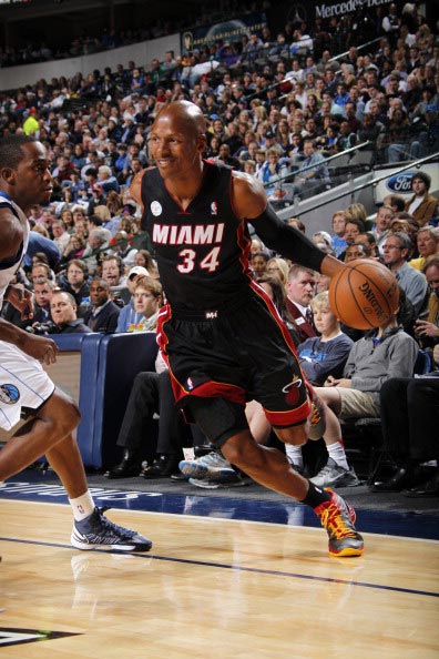 迫使中国队 迫使中国队